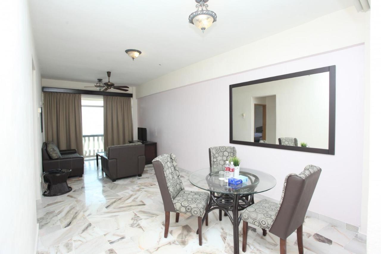 Block B And A Glory Beach Resort Port Dickson Exterior foto