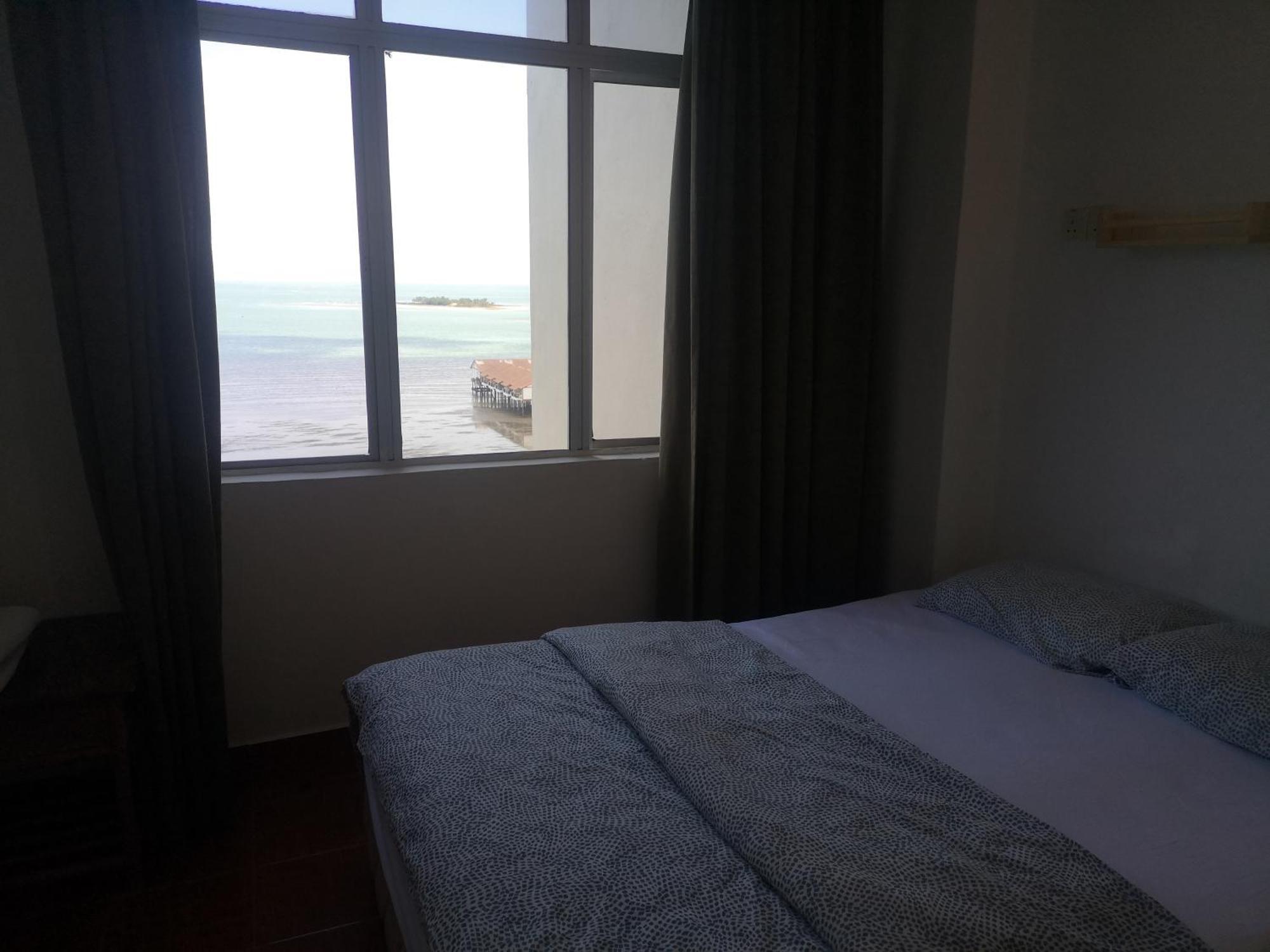 Block B And A Glory Beach Resort Port Dickson Exterior foto